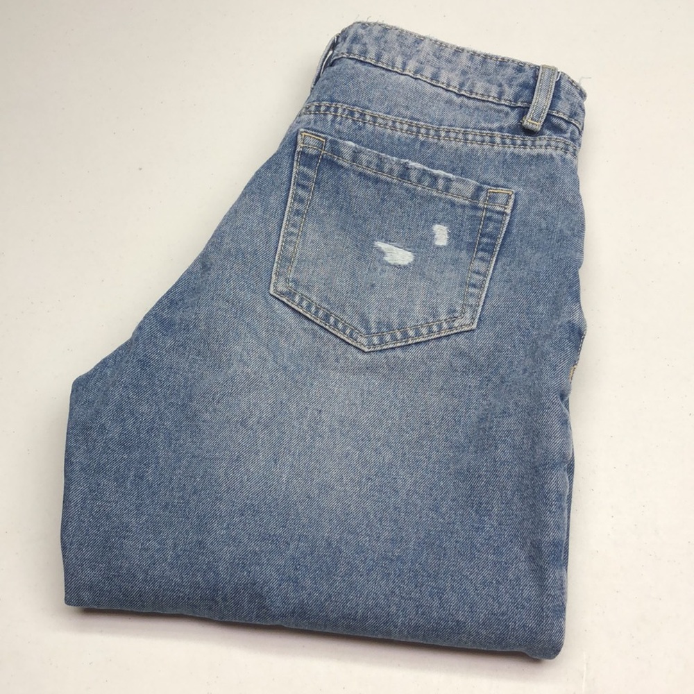 REFUGE DISTRESS SLOUCHY MID-RISE JEANS 3/27x28 ⭐️